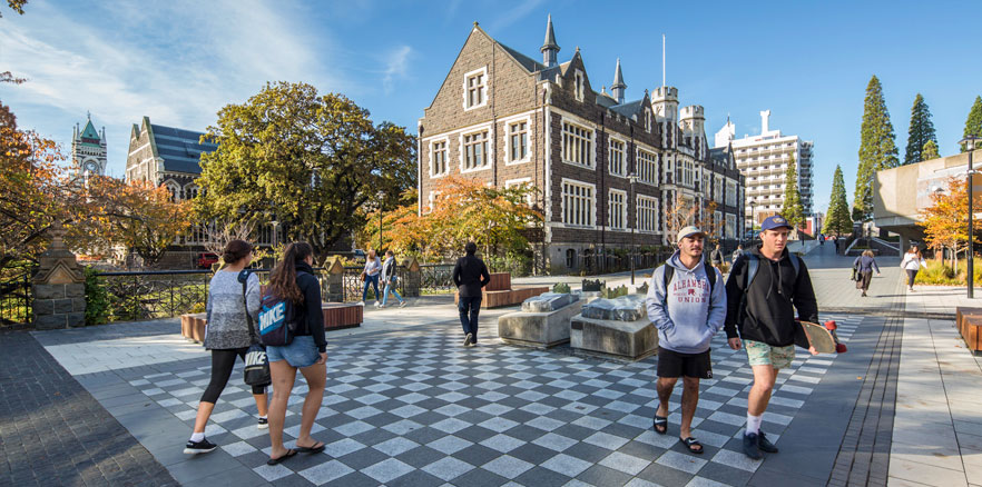Blog cover: How to get the most out of your first year of university